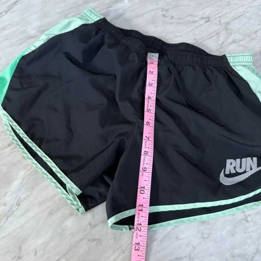 Nike Women's 10K Running Shorts Black Green RUN Lined  size M